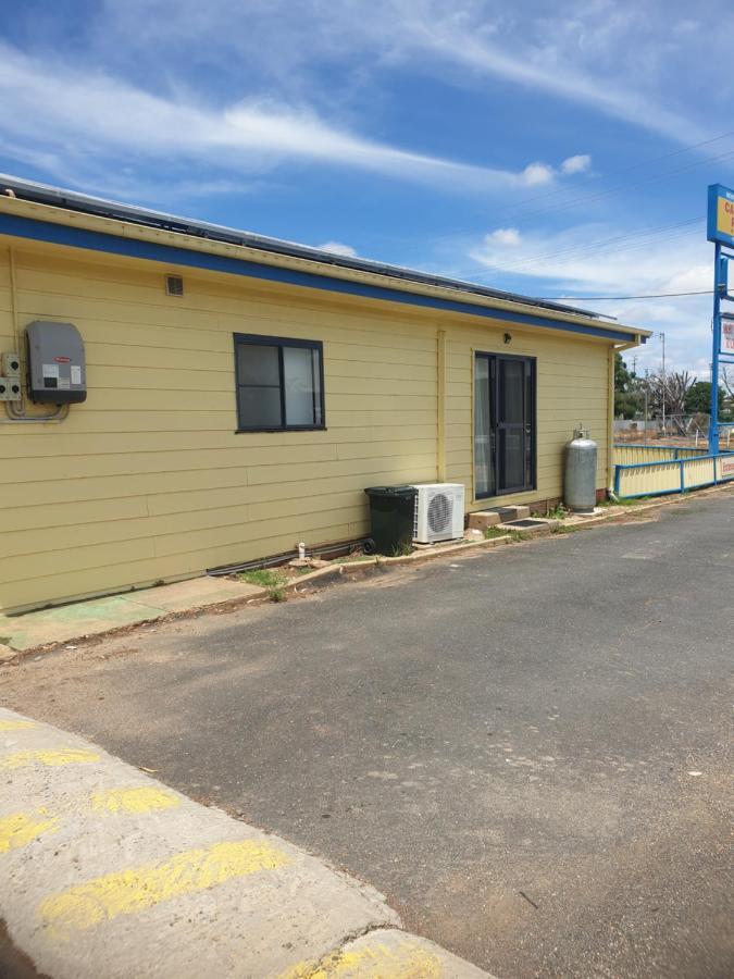 Newell Hwy Caravan Park Parkes Luaran gambar