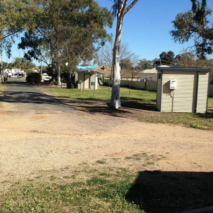 Newell Hwy Caravan Park Parkes Luaran gambar